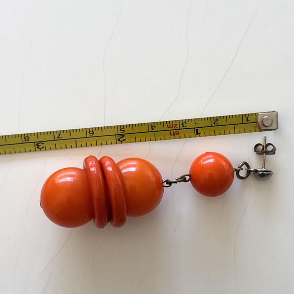 Vintage Earrings 3" Dangle Drop Pierced Orange Acrylic Mod Happy Go go - Picture 3 of 11